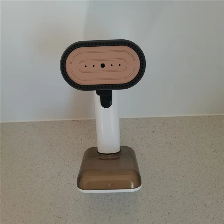 Handheld Shirt Steamer